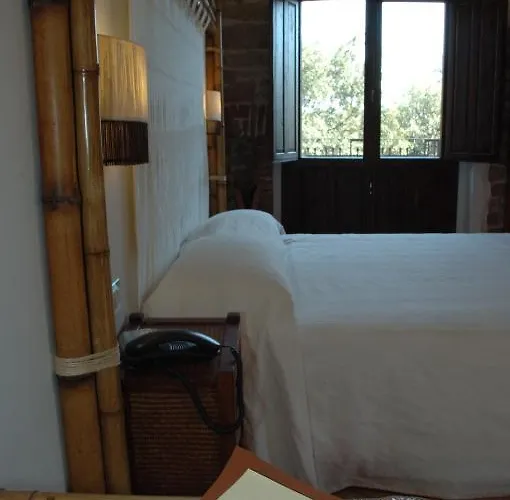 Nascar Отель Санта-Мария-Наварезе