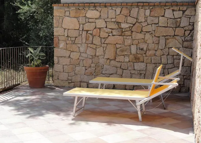 Отель Nascar Санта-Мария-Наварезе